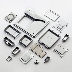 Cuab yeej hardware thiab Kitchenware